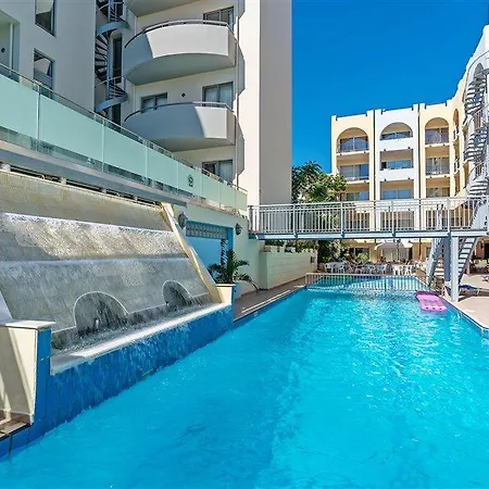 Hotel Icarus & By 