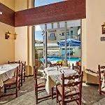 Hotel Icarus & By 